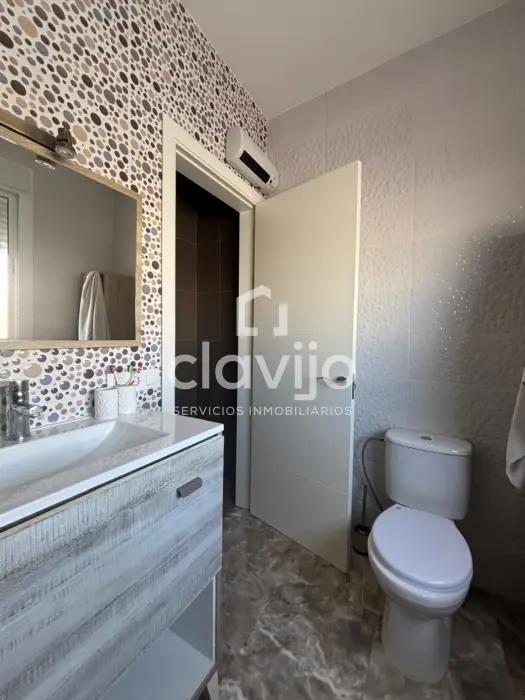 528866_50879086782_70ad7fec-2392-484e-8540-75da7e8861e0