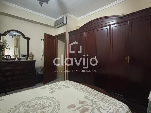 528866_52503776784_0e49ef6c-8d9f-4592-bc99-3040491f5302