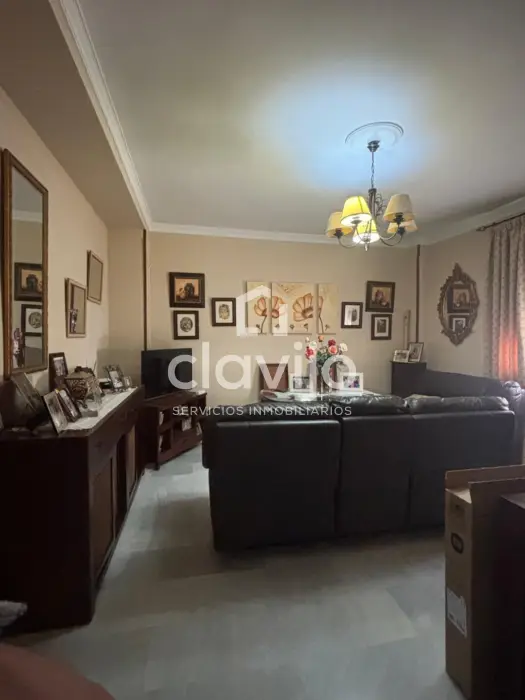 528866_52503776784_294cc66b-0c00-4cf7-94ba-8a044e45c1b1(1)