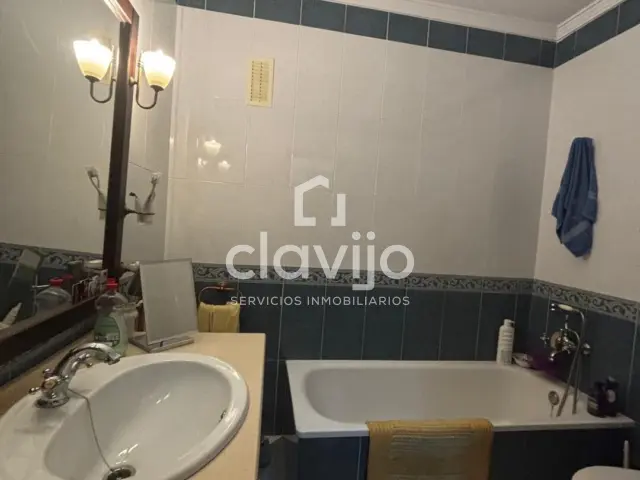 528866_52503776784_2a41e3e2-2da7-4ebe-98c9-c5790f4c4980